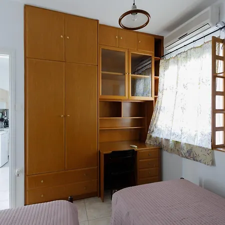 Harbour View Appartement Ermoúpoli