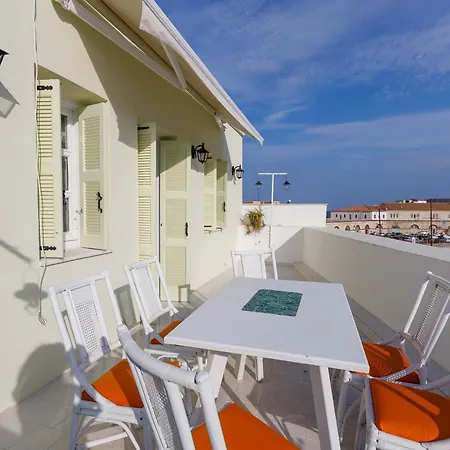 Apartment Harbour View Holiday Ermoupoli